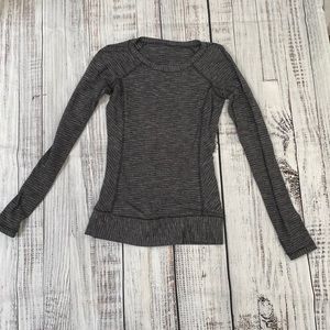Lululemon Grey Long Sleeve Soft Knit Top - Size 2